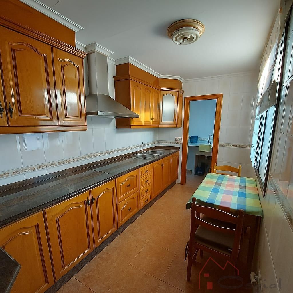 Cuina de Casa o xalet en venda en Massanassa amb Terrassa, Traster i Balcó