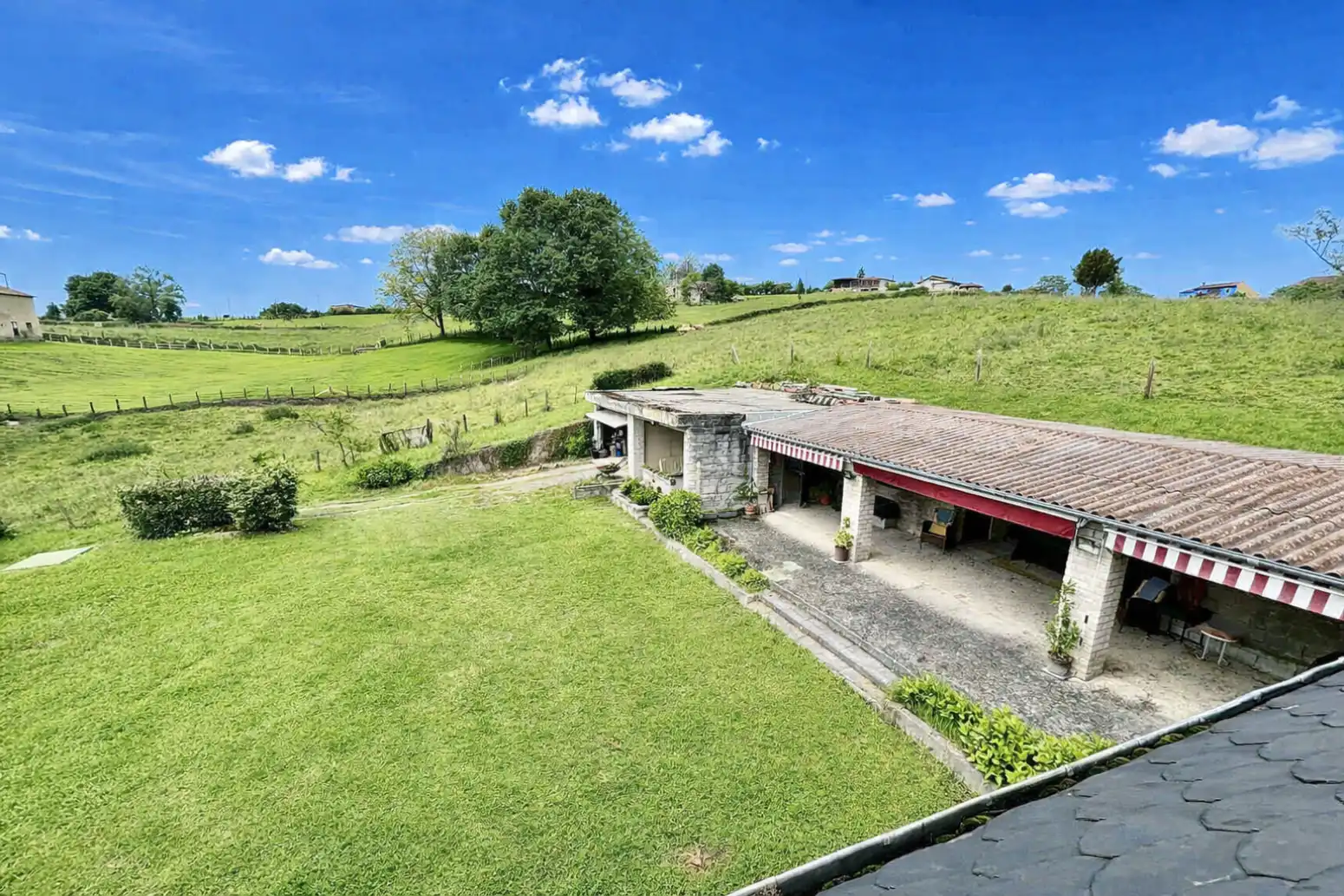 Garden of Houses for sale in Sariego  with Heating, Private garden and Parquet flooring