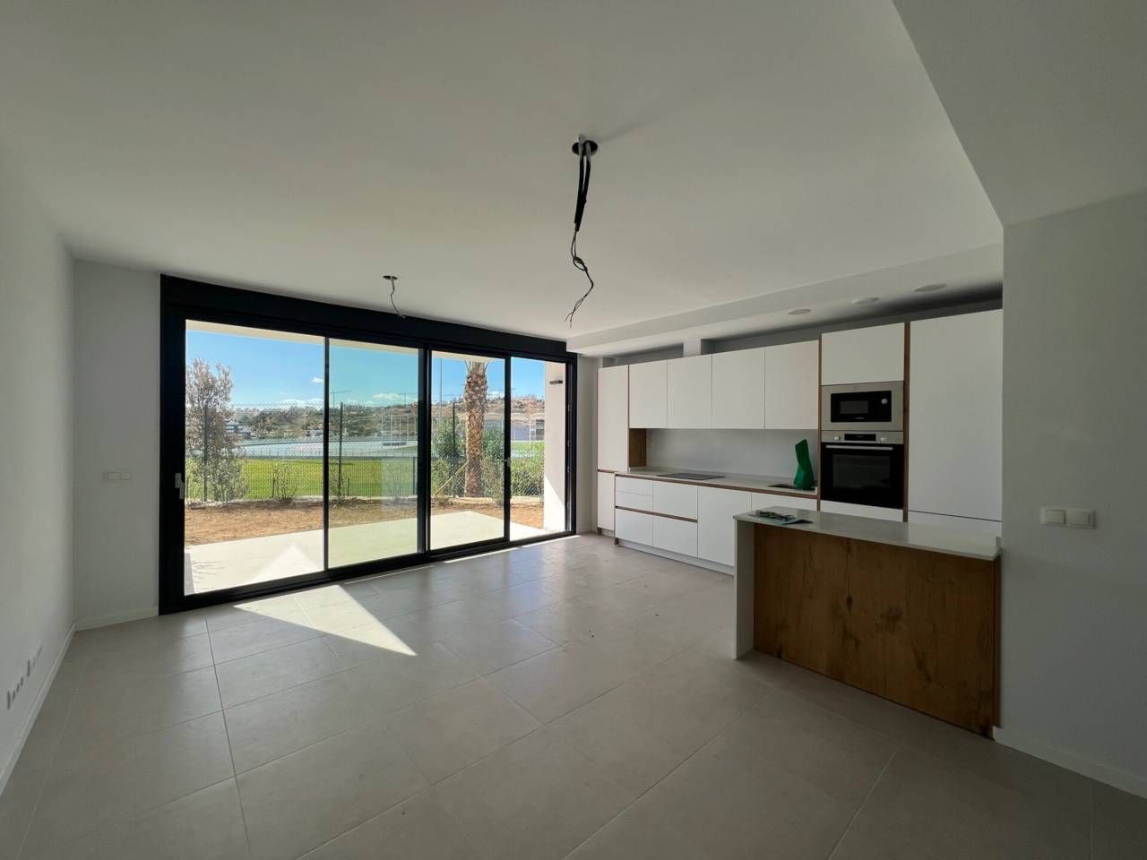 Kitchen of Flat for sale in Estepona  with Terrace, Storage room and Alarm