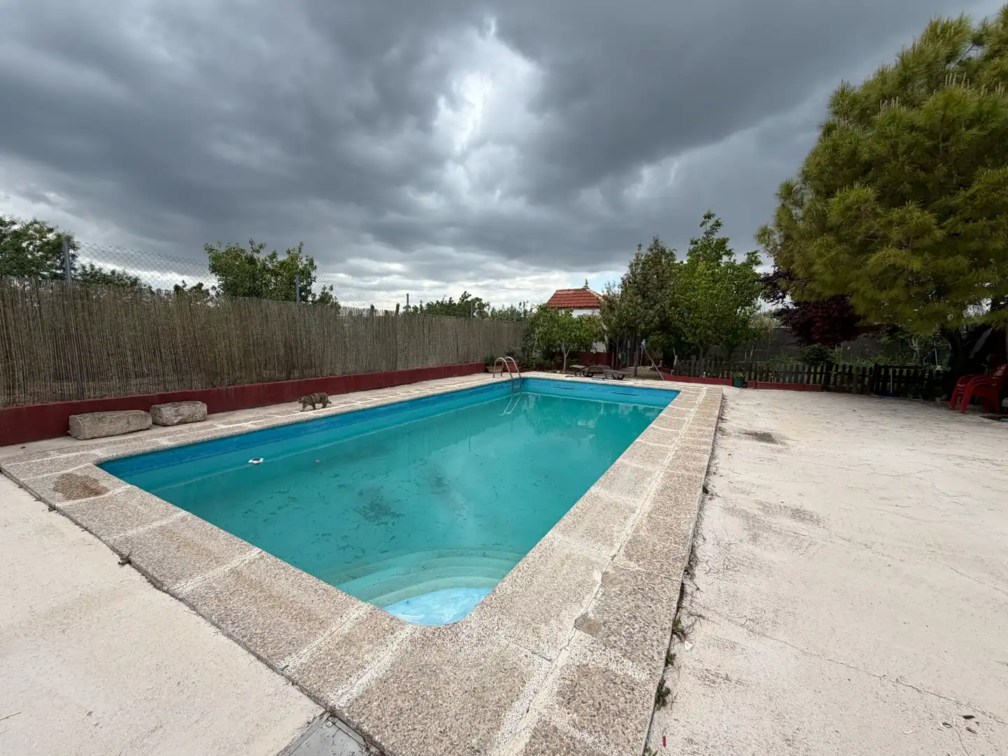 Piscina de Casa o xalet en venda en Torreperogil amb Aire condicionat, Jardí privat i Traster