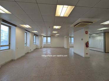 Büro mit Aufzug zum Verkauf in diagonal 523