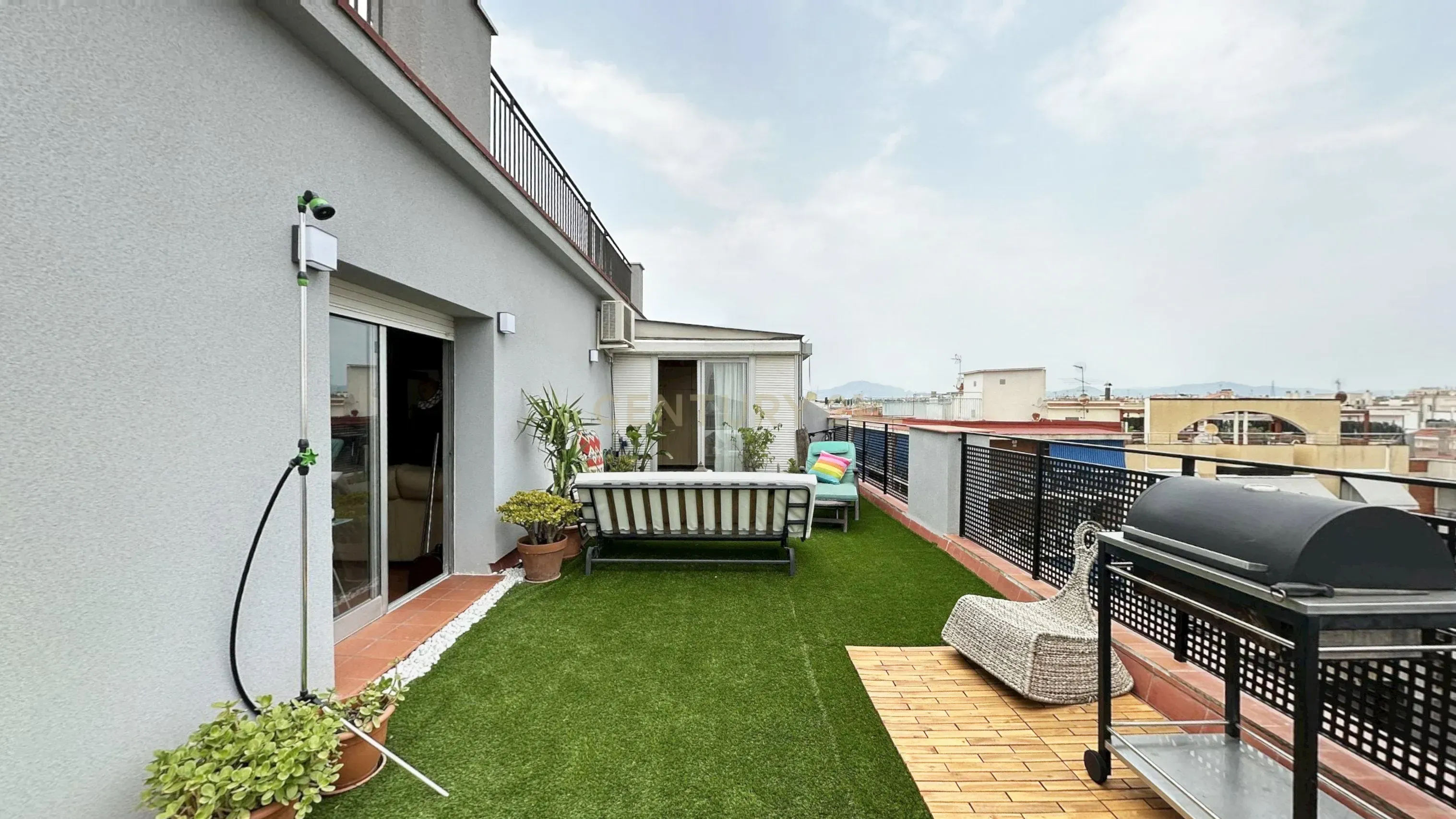 Terrassa de Apartament en venda en Cerdanyola del Vallès amb Aire condicionat