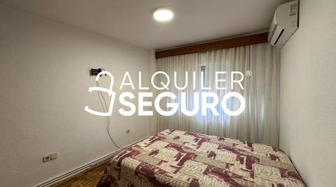 Photo 2 of Flat to rent in Virgen de Lluc, Quintana, Madrid