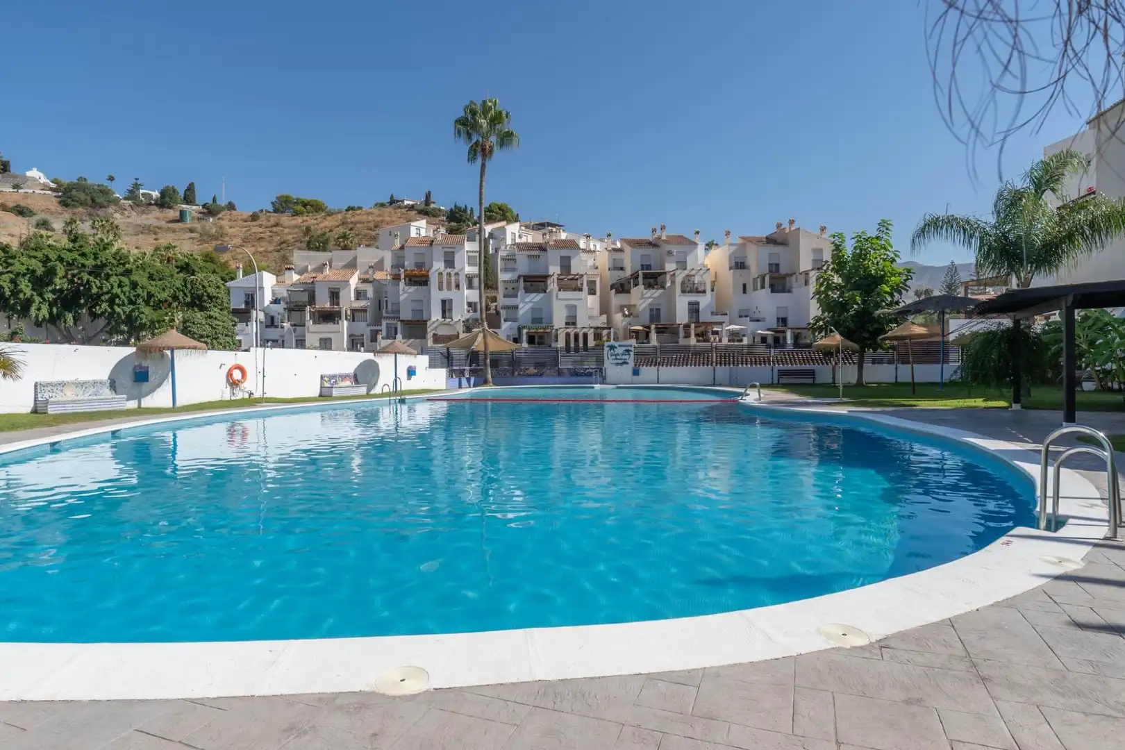 Piscina de Casa o chalet en venta en Almuñécar con Jardín privado, Terraza y Balcón