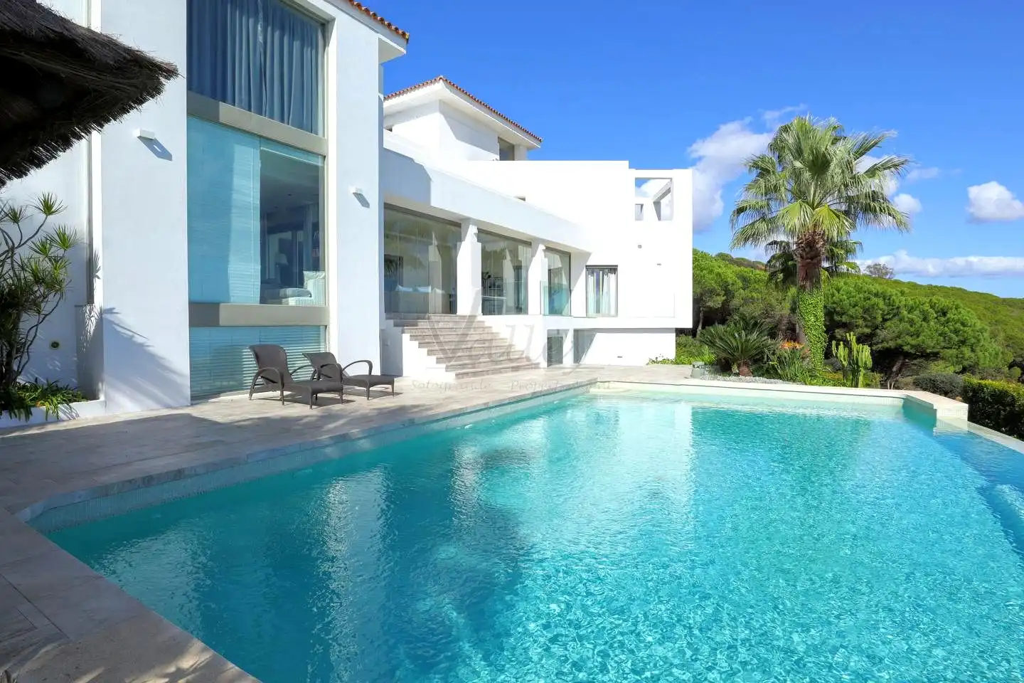 Vista exterior de Casa o chalet de alquiler en Sotogrande con Aire acondicionado, Jardín privado y Terraza