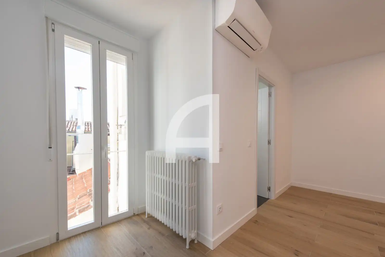 Bedroom of Attic for rent in Madrid  with Air Conditioner, Heating and Terrace