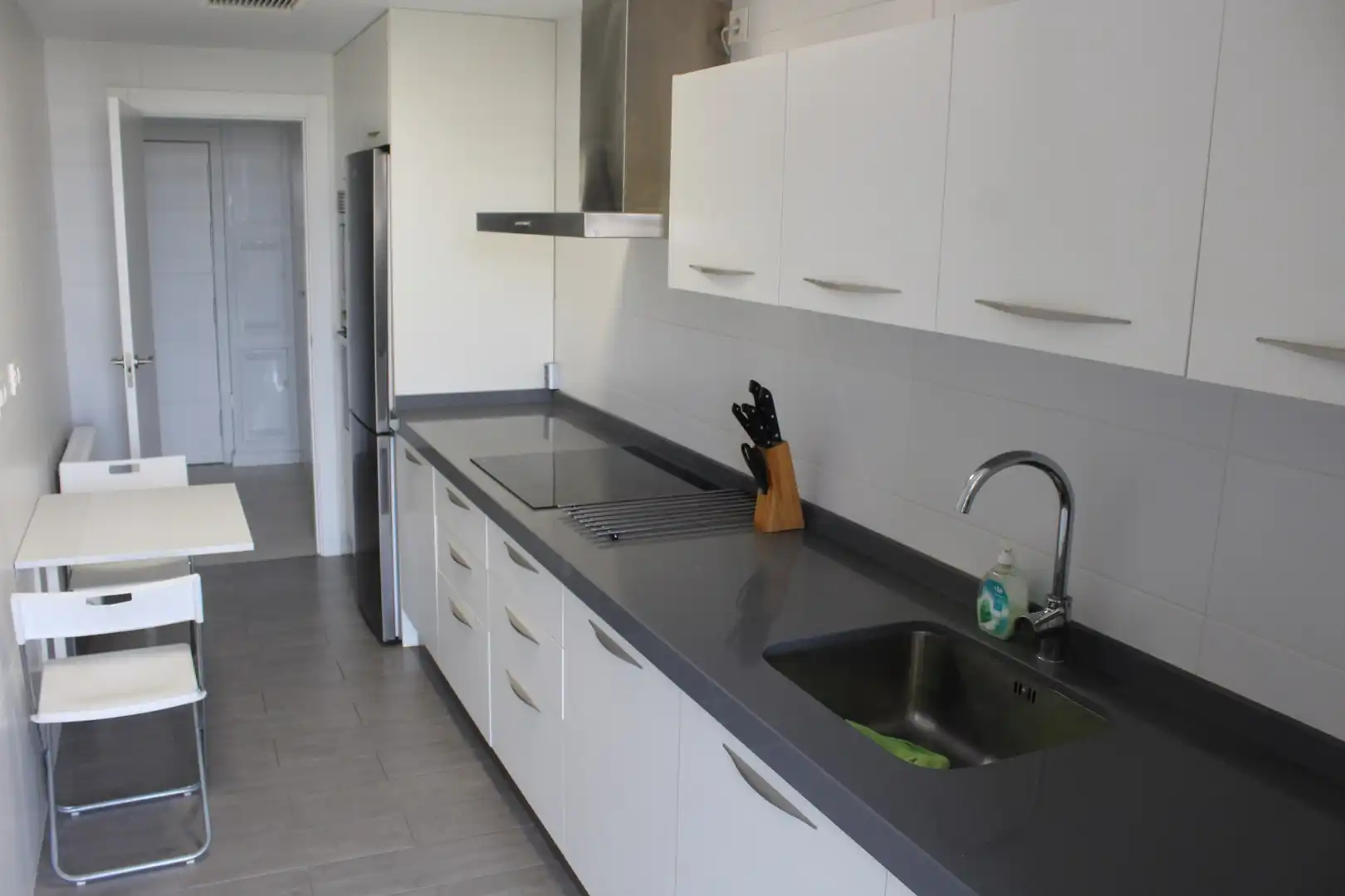 Kitchen of Flat for rent in Granada  with Air Conditioner, Heating and Terrace