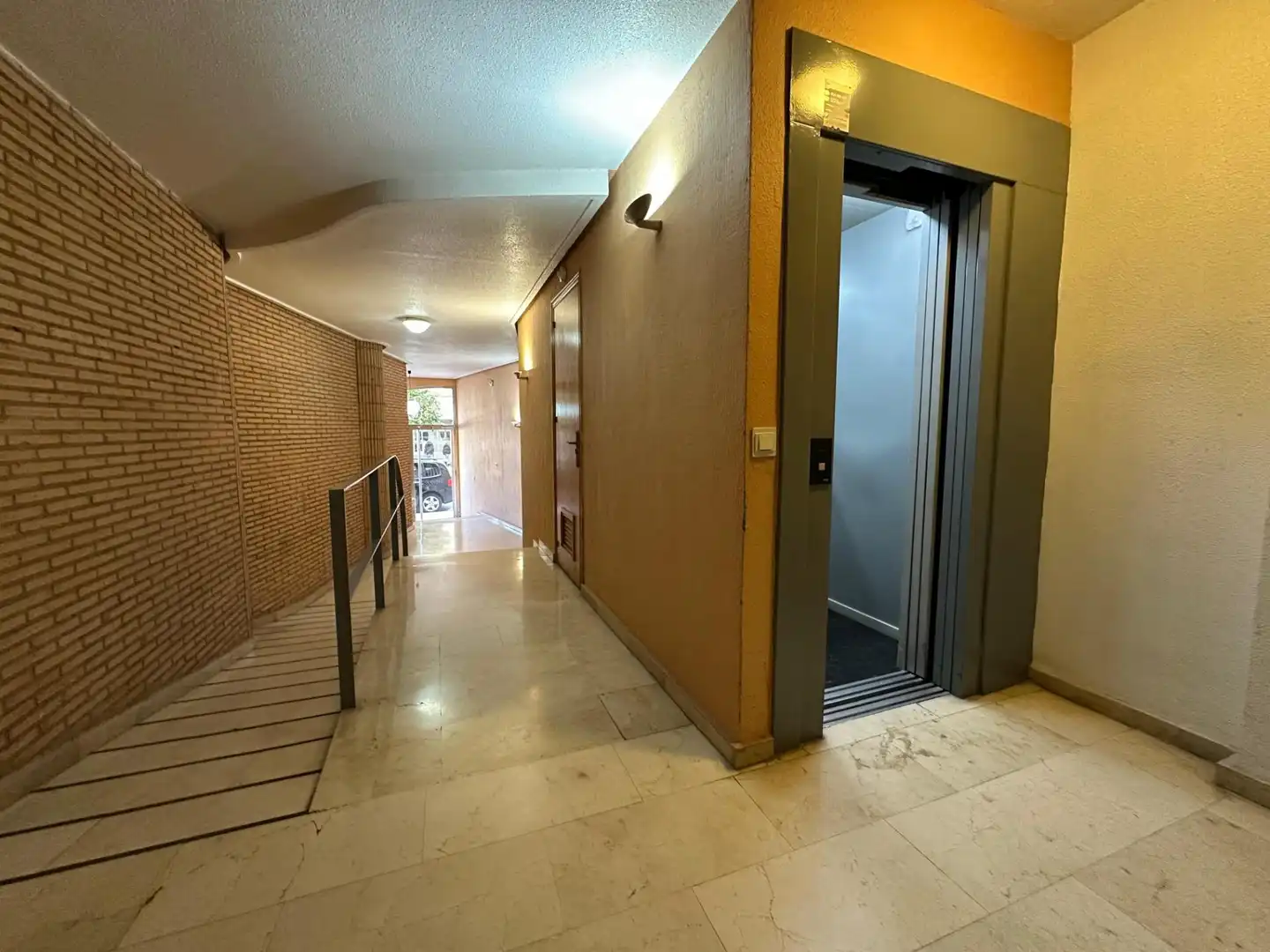 Flat with lift to rent in Calle GOMEZ CORTINA, imagen 13