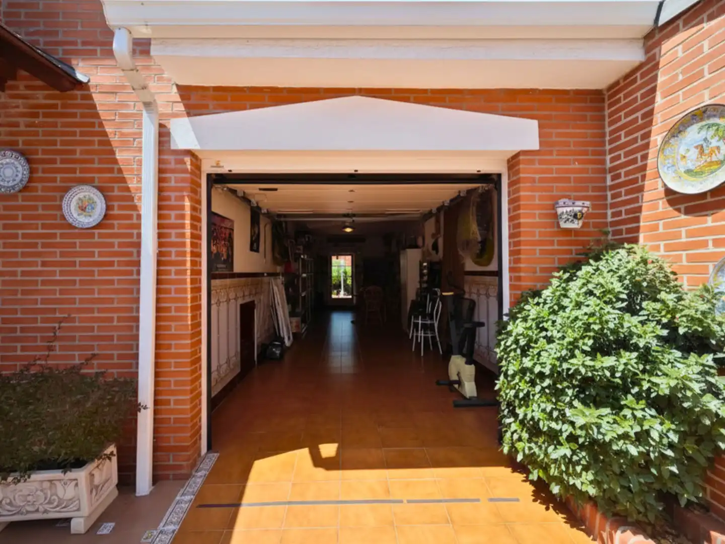 Detached homes for sale in Parla  with Air Conditioner, Heating and Private garden