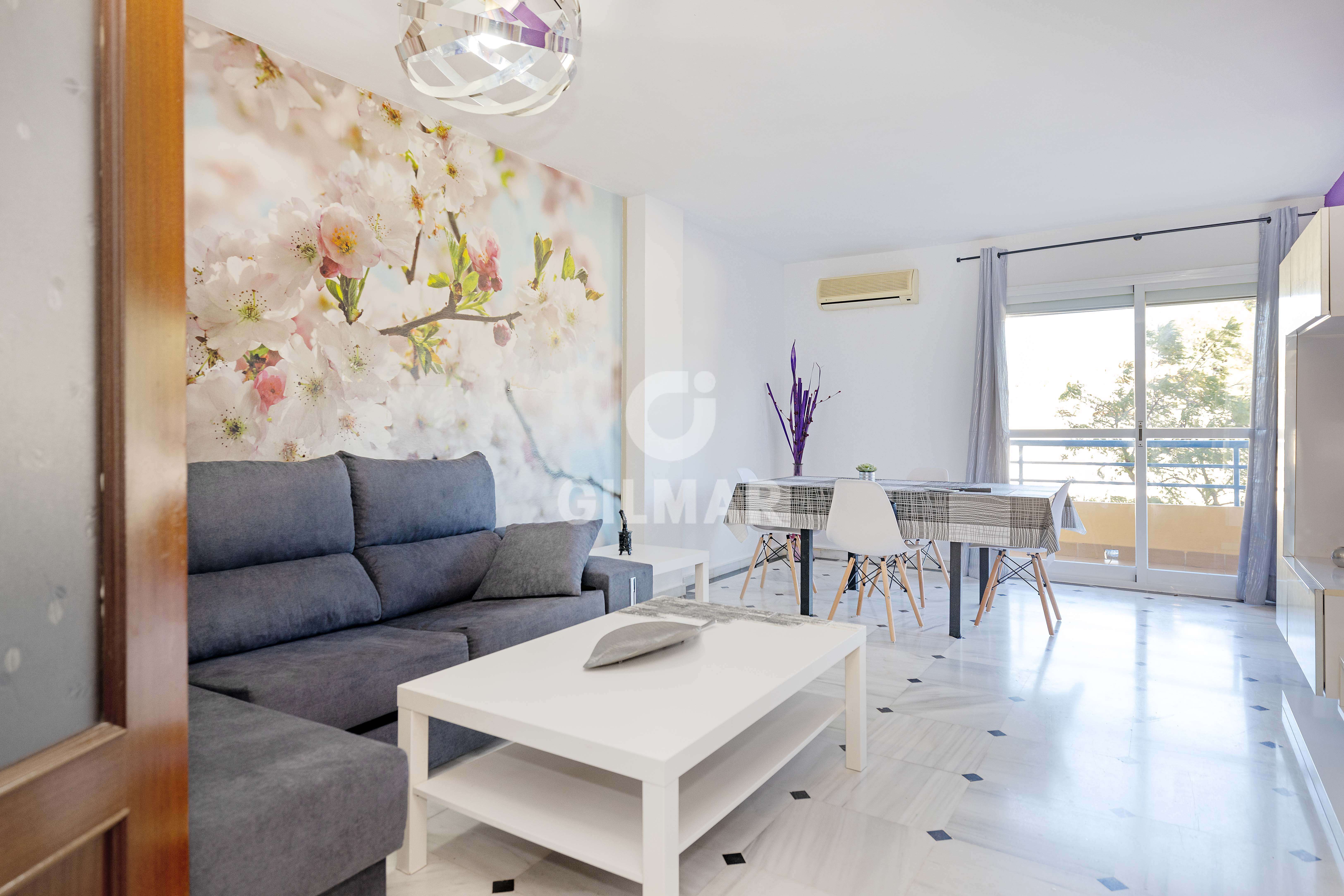 Living room of Flat for sale in Torremolinos  with Terrace, Storage room and Swimming Pool