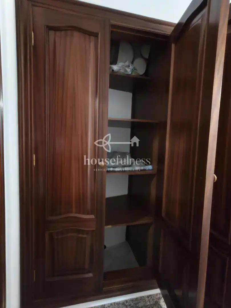 Habitación de Piso en venta en Ferrol con Trastero y Amueblado