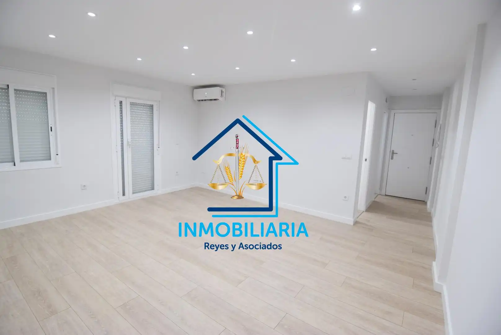 Flat for sale in Córdoba  with Air Conditioner and Heating