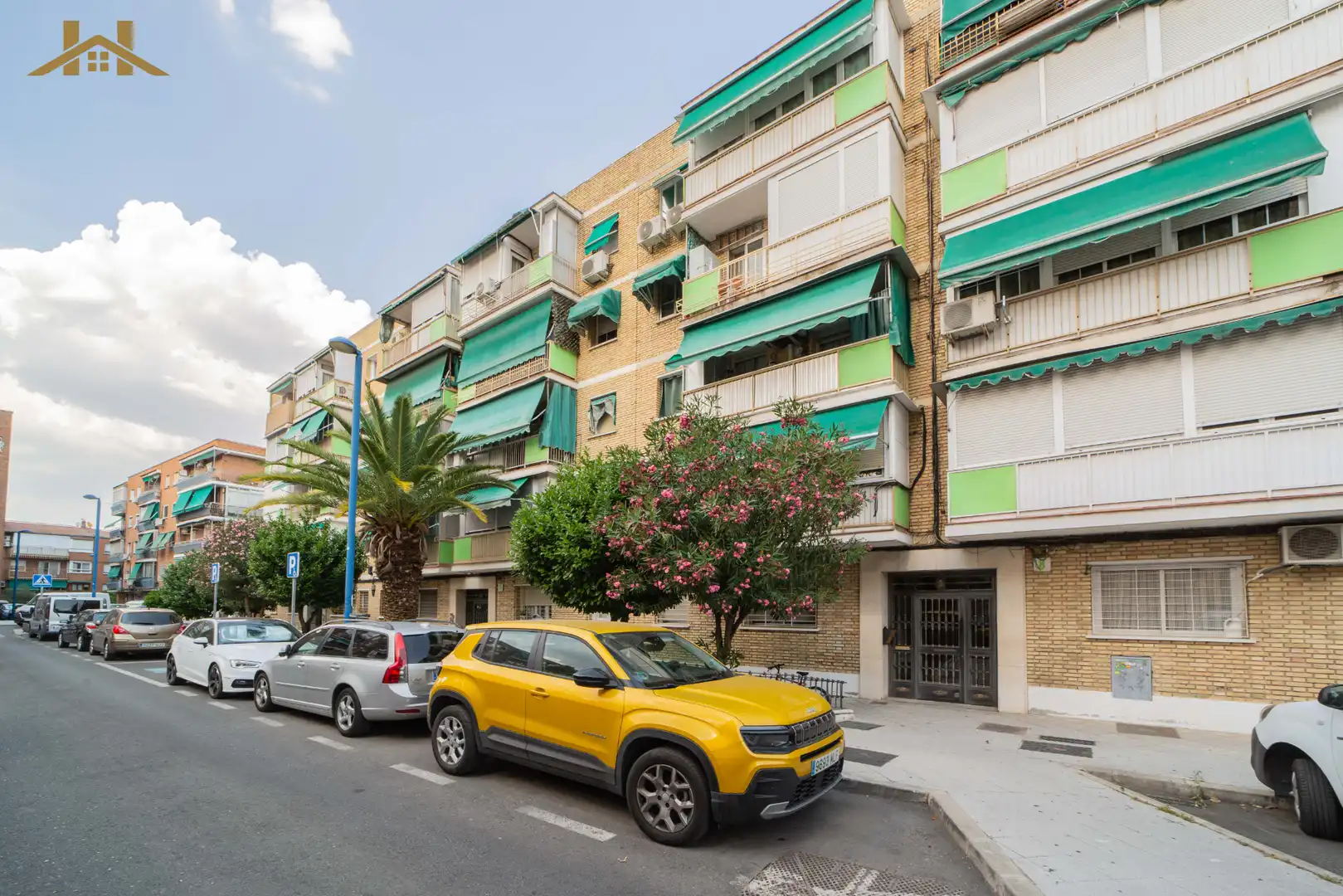 Exterior view of Flat for sale in Leganés  with Air Conditioner, Heating and Terrace