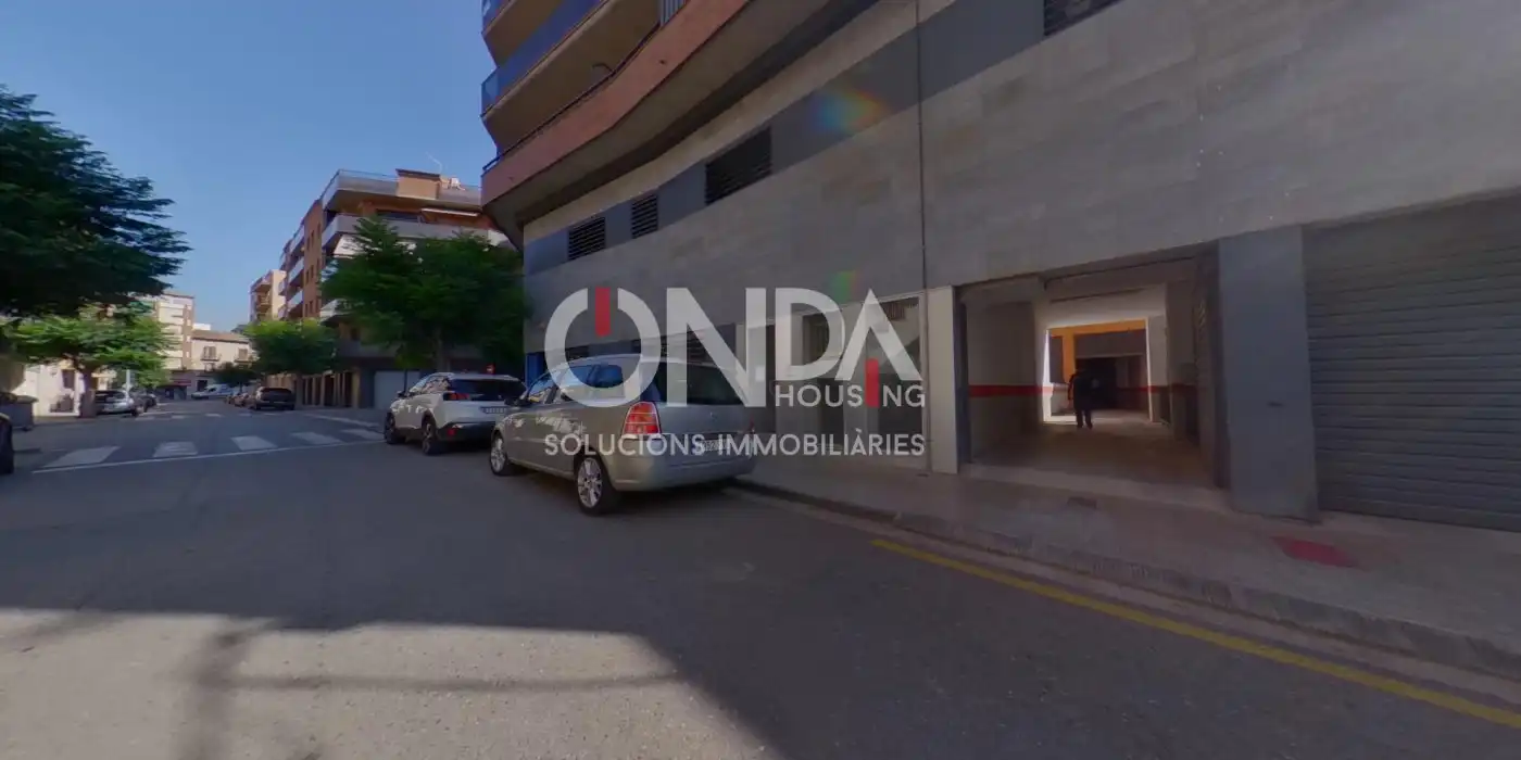 Garage zum Verkauf in Calle de Sant Jordi, Tremp