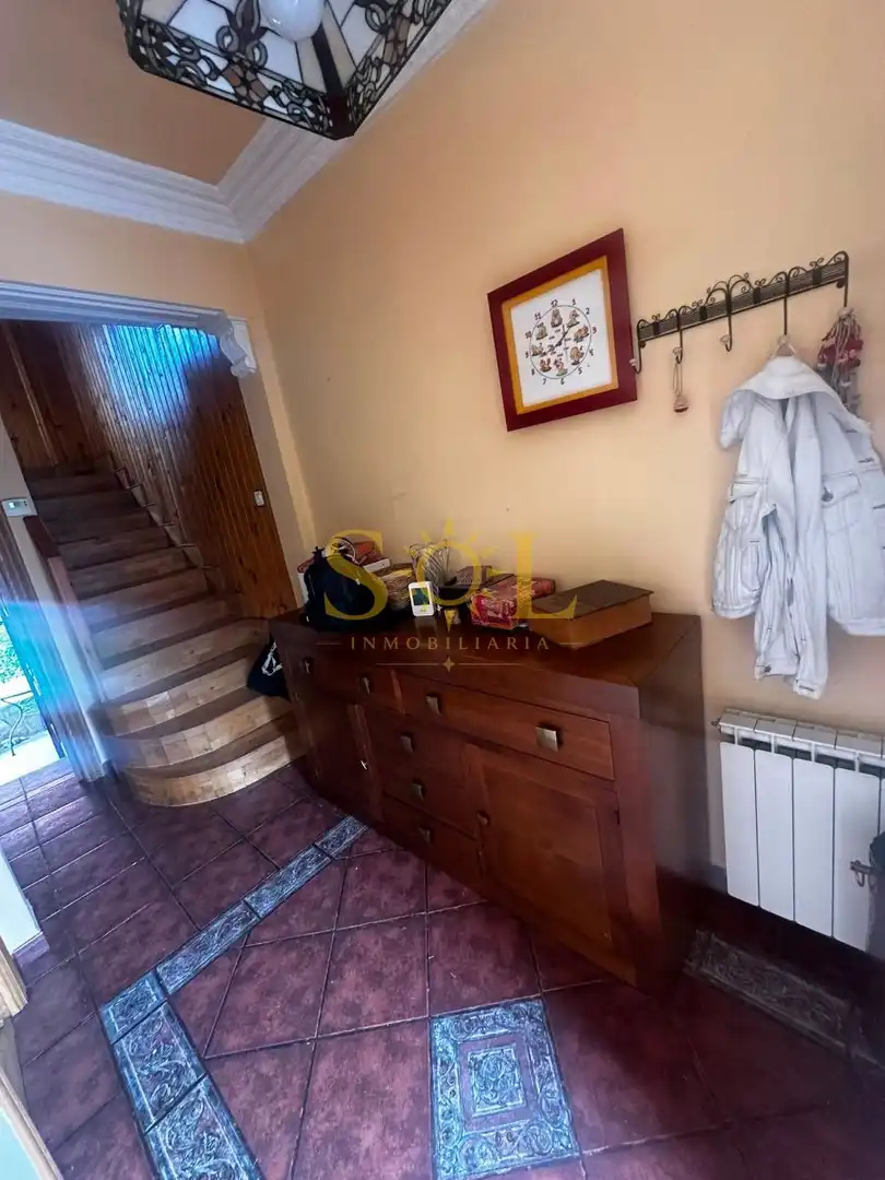 Casa o xalet en venda en León Capital  amb Calefacció, Jardí privat i Terrassa