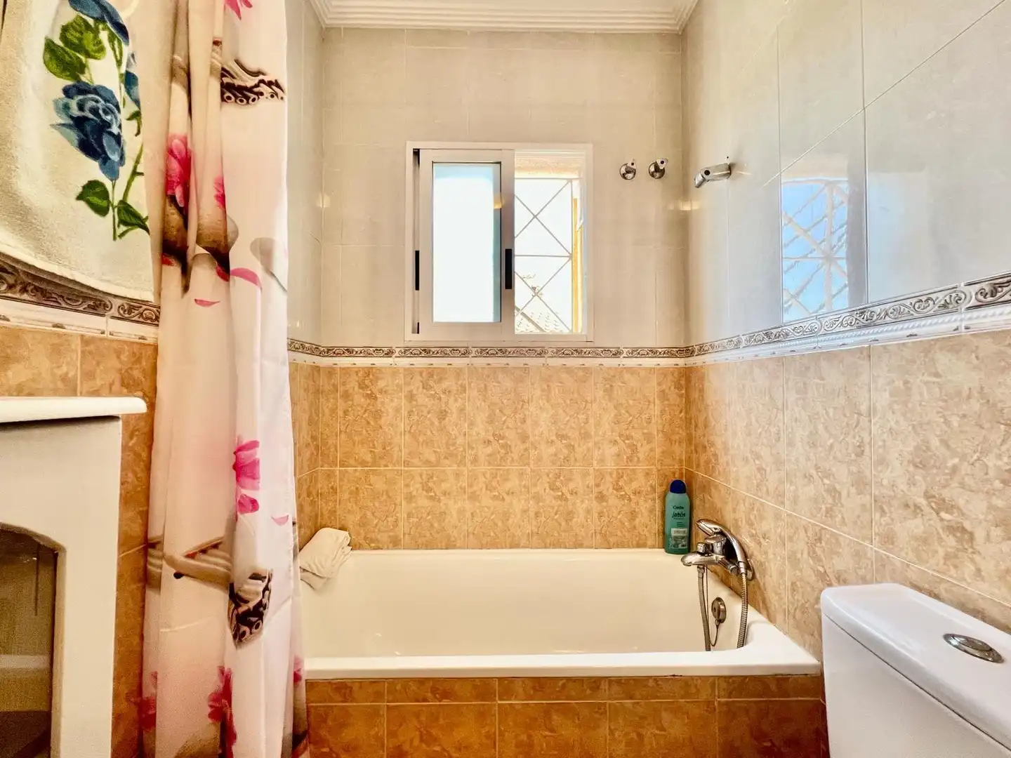 Baño de Casa o chalet en venta en Torrevieja con Jardín privado, Terraza y Trastero