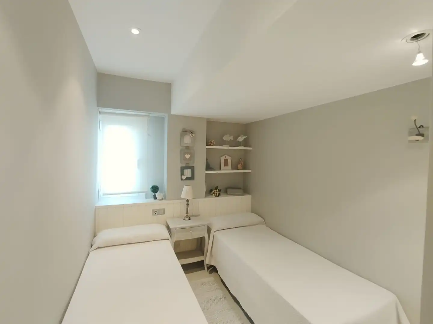 Schlafzimmer von Wohnung zum Verkauf in Palamós mit Klimaanlage, Heizung und Terrasse