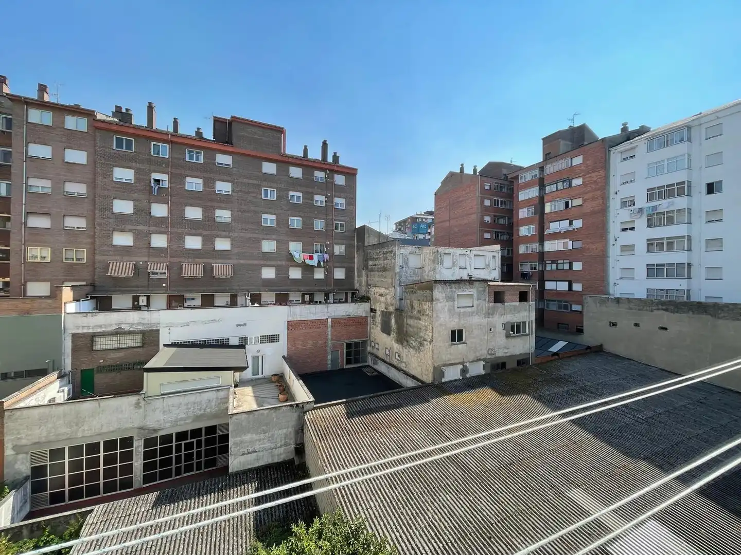 Habitación en CLAVELES, Zona Alta