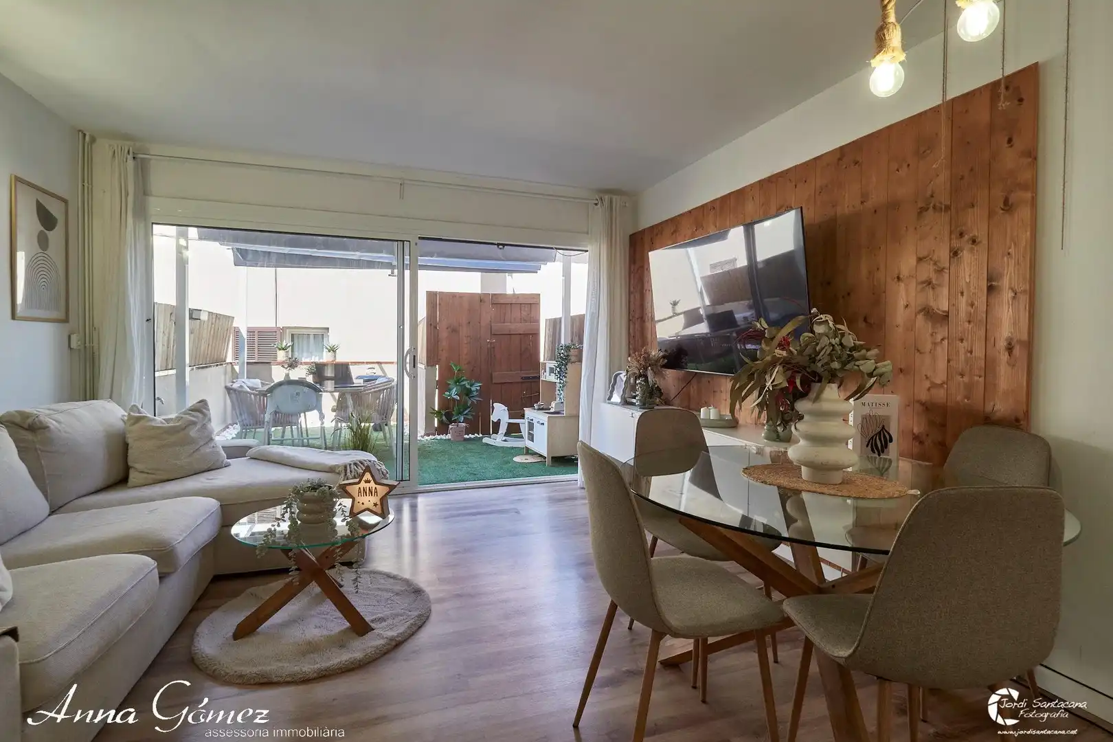 Sala d'estar de Casa adosada en venda en Calafell amb Calefacció, Terrassa i Traster