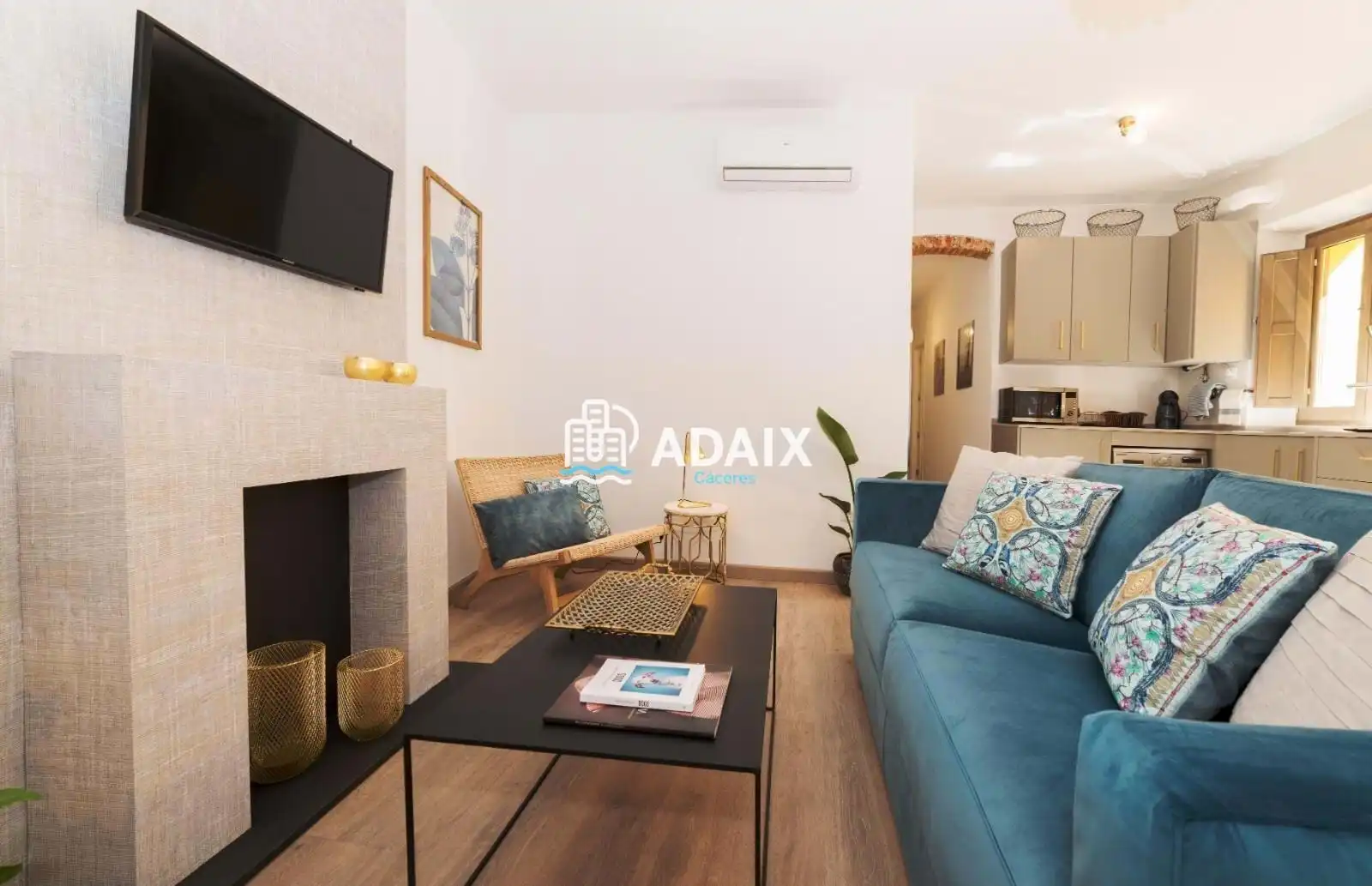 Flat for rent in C. Caleros, Casco Antiguo