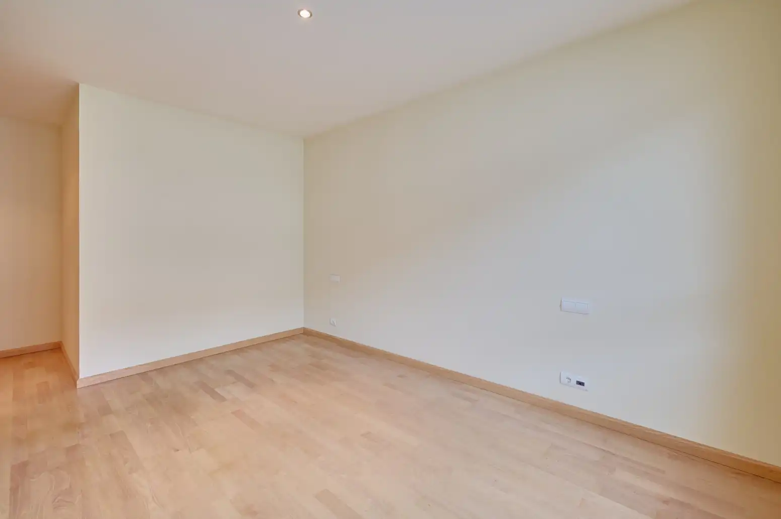 Bedroom of Flat for sale in  Pamplona / Iruña  with Heating, Private garden and Parquet flooring