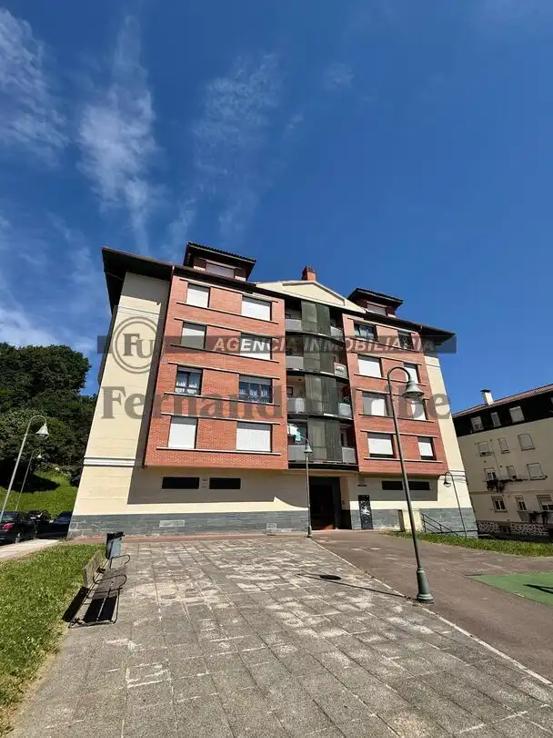 Dúplex en venta en Bidegain Kalea, Berriz