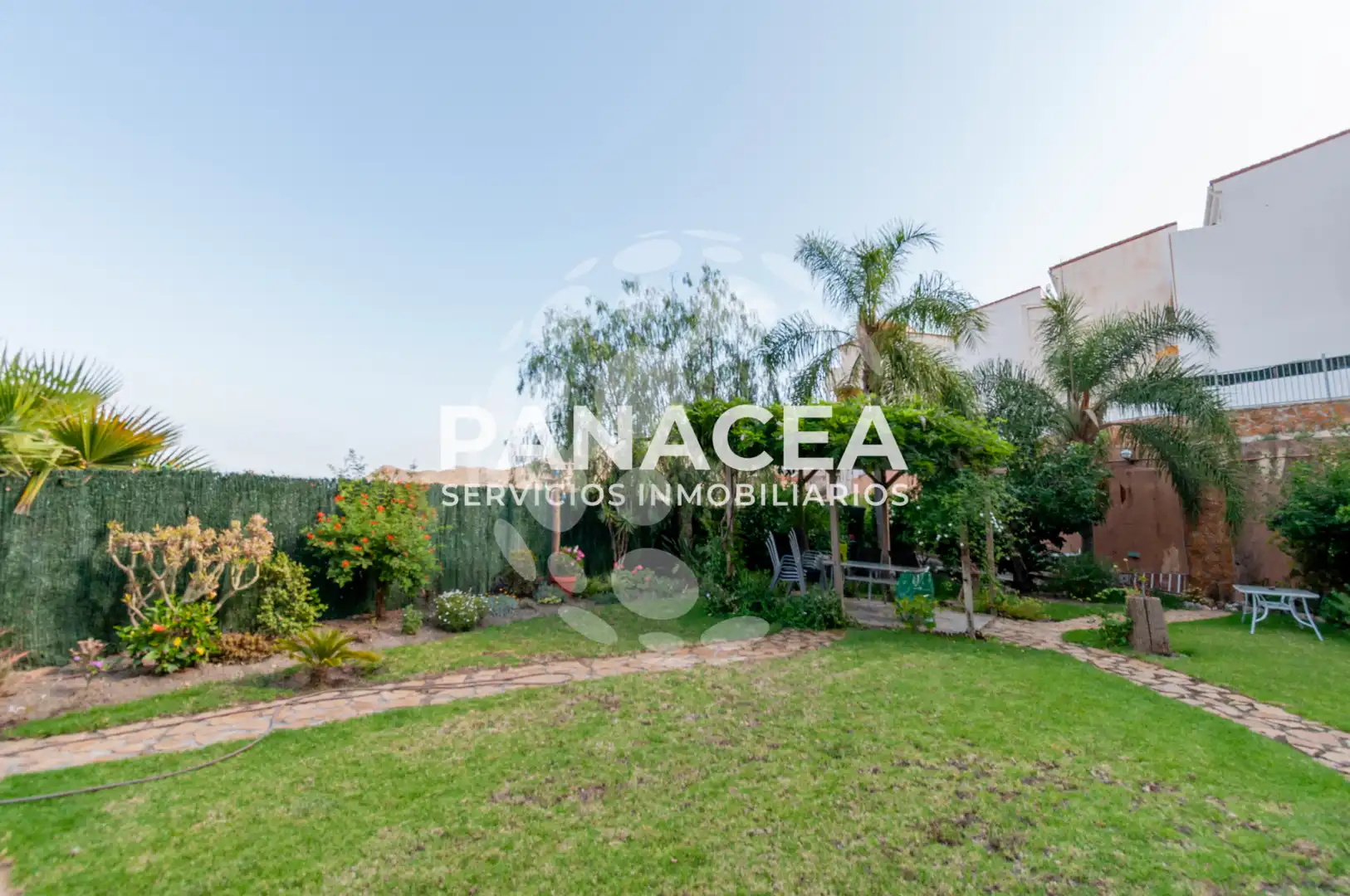 Jardín de Casa adosada en venta en Albuñol con Jardín privado, Terraza y Amueblado