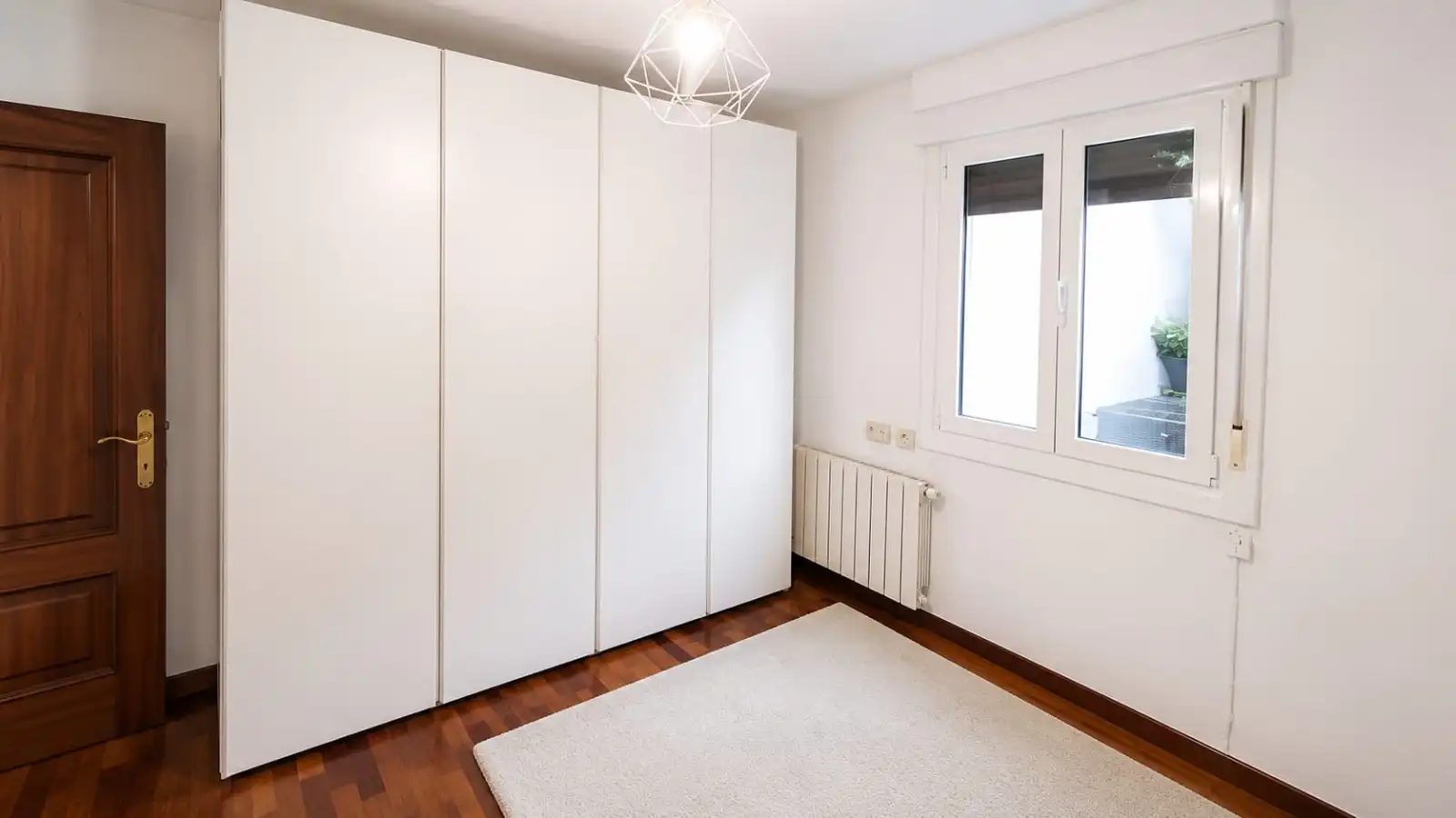 Schlafzimmer von Wohnung zum Verkauf in Ermua mit Heizung, Möbliert und Ofen