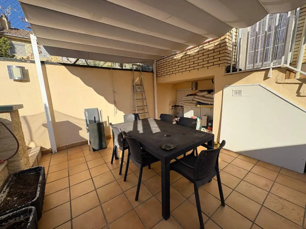 Terraza de Casa adosada en venta en Binéfar con Aire acondicionado, Calefacción y Jardín privado