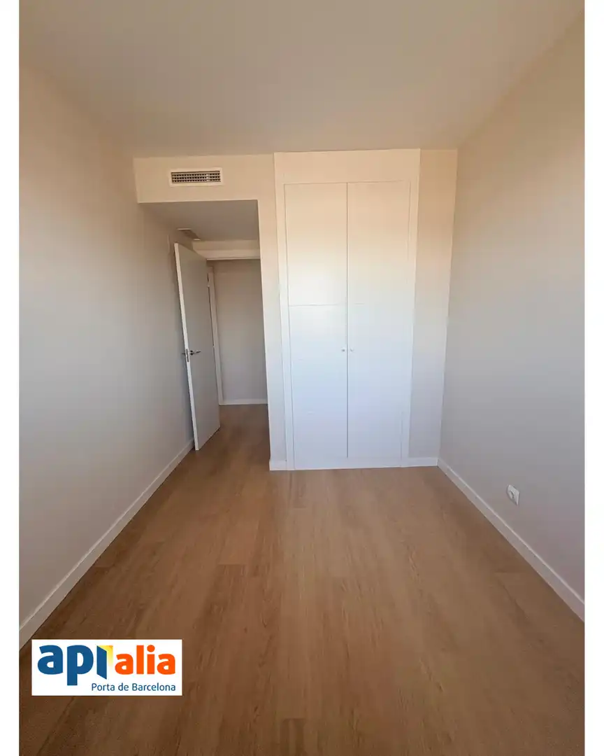 Bedroom of Flat for sale in Sant Feliu de Llobregat  with Heating, Private garden and Swimming Pool