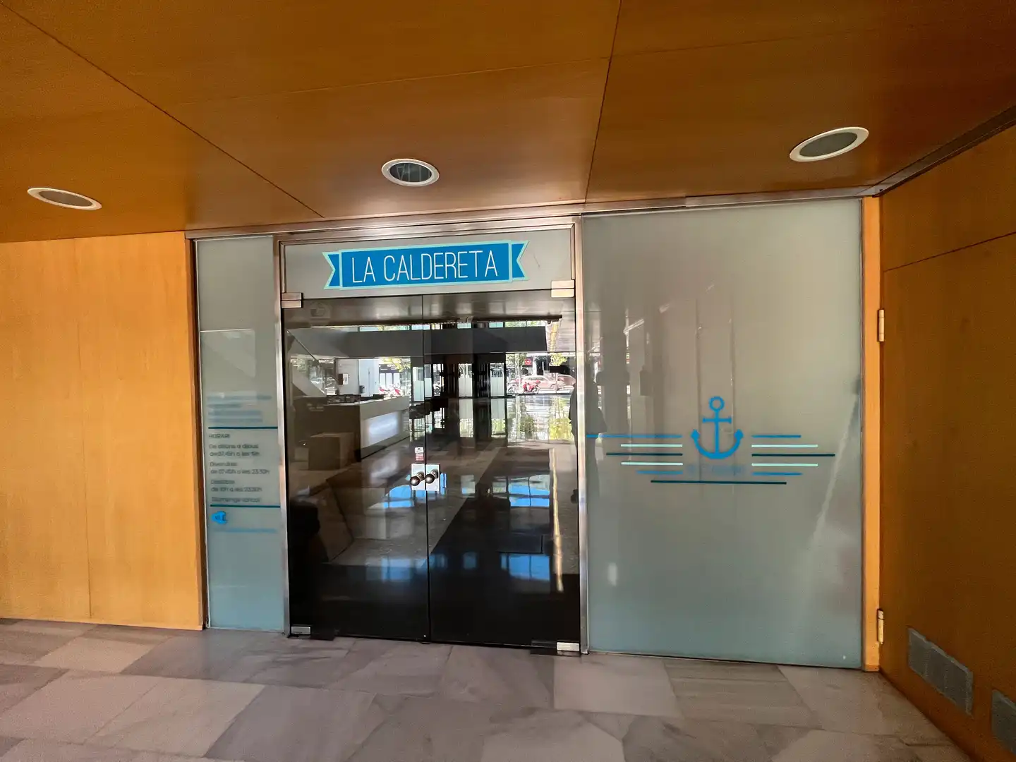 Local comercial en venta en Avinguda Corts Catalanes 5, imagen 7