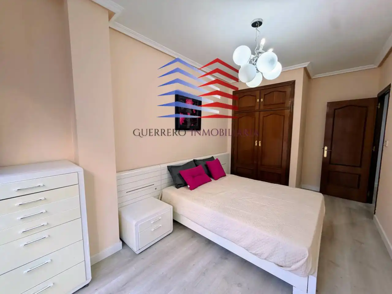Bedroom of Flat for rent in Ourense Capital   with Heating, Terrace and Furnished