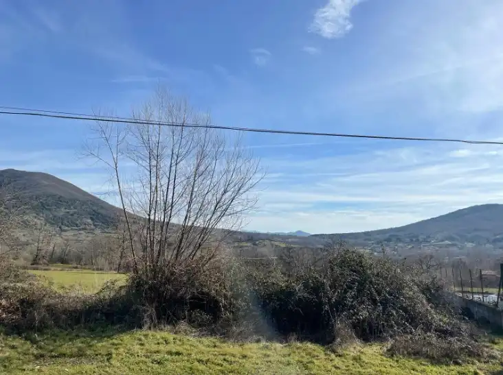 Casa o xalet en venda en Valdepiélago amb Calefacció i Jardí privat