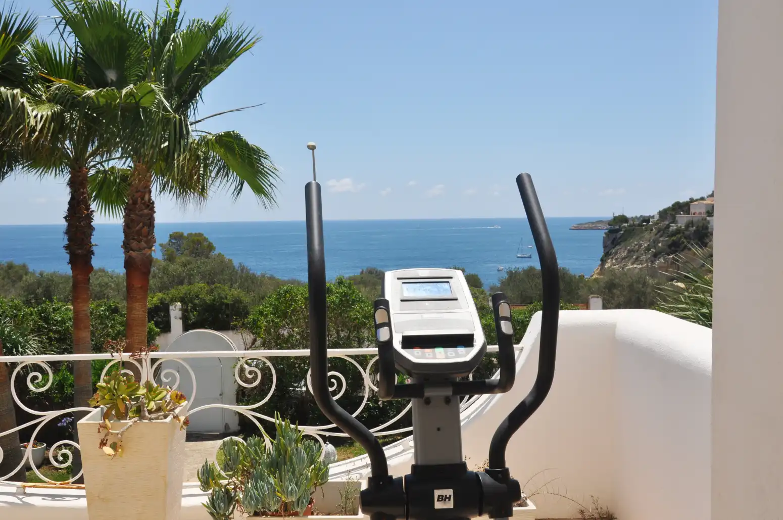 Garden of Houses for sale in Calvià  with Air Conditioner, Terrace and Swimming Pool