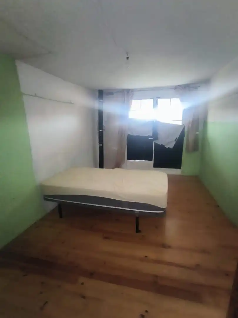 Habitación de Casa o chalet en venta en Melgar de Fernamental con Calefacción, Jardín privado y Trastero