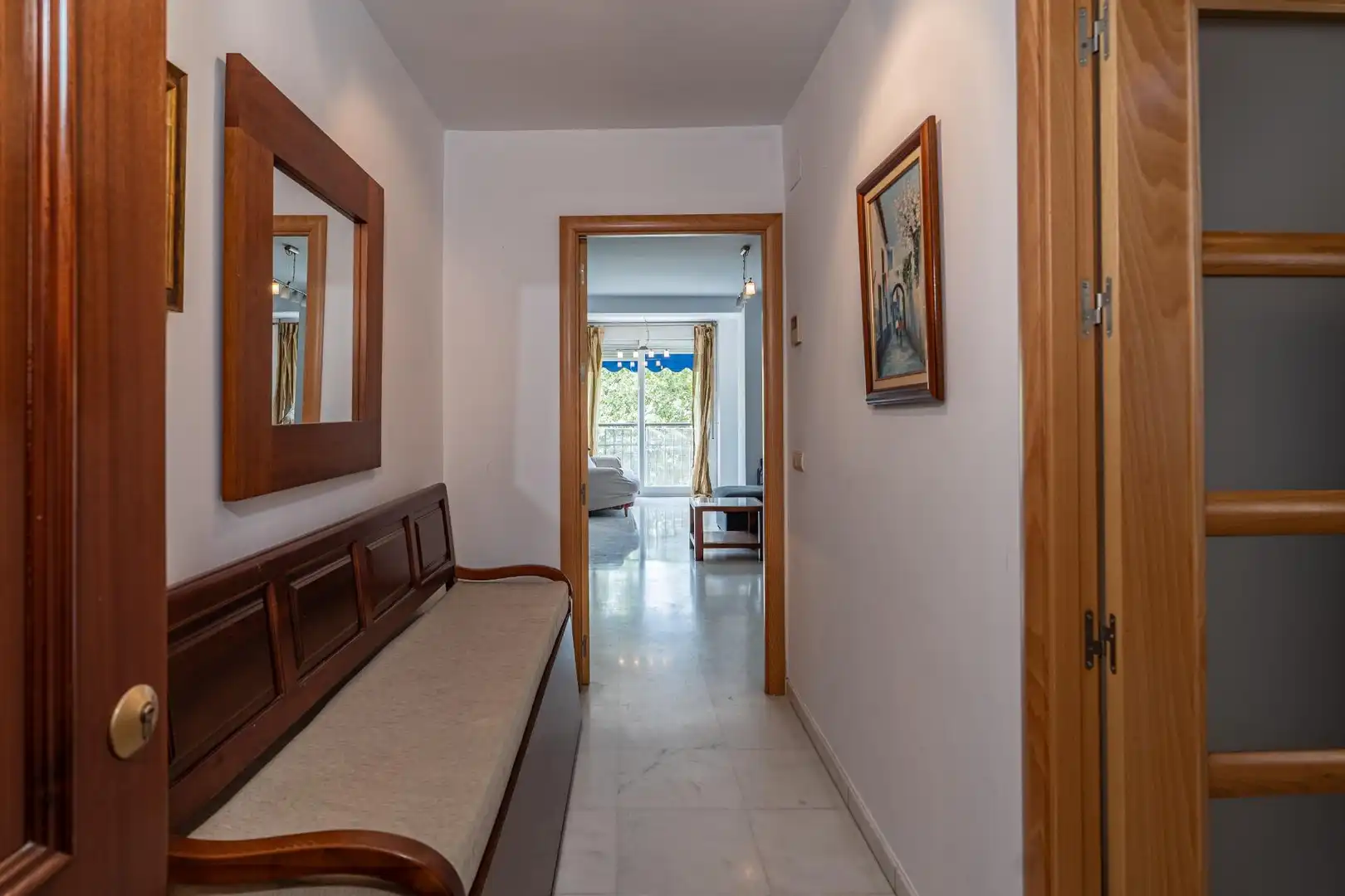 Flat for rent in Sevilla  with Air Conditioner, Heating and Furnished