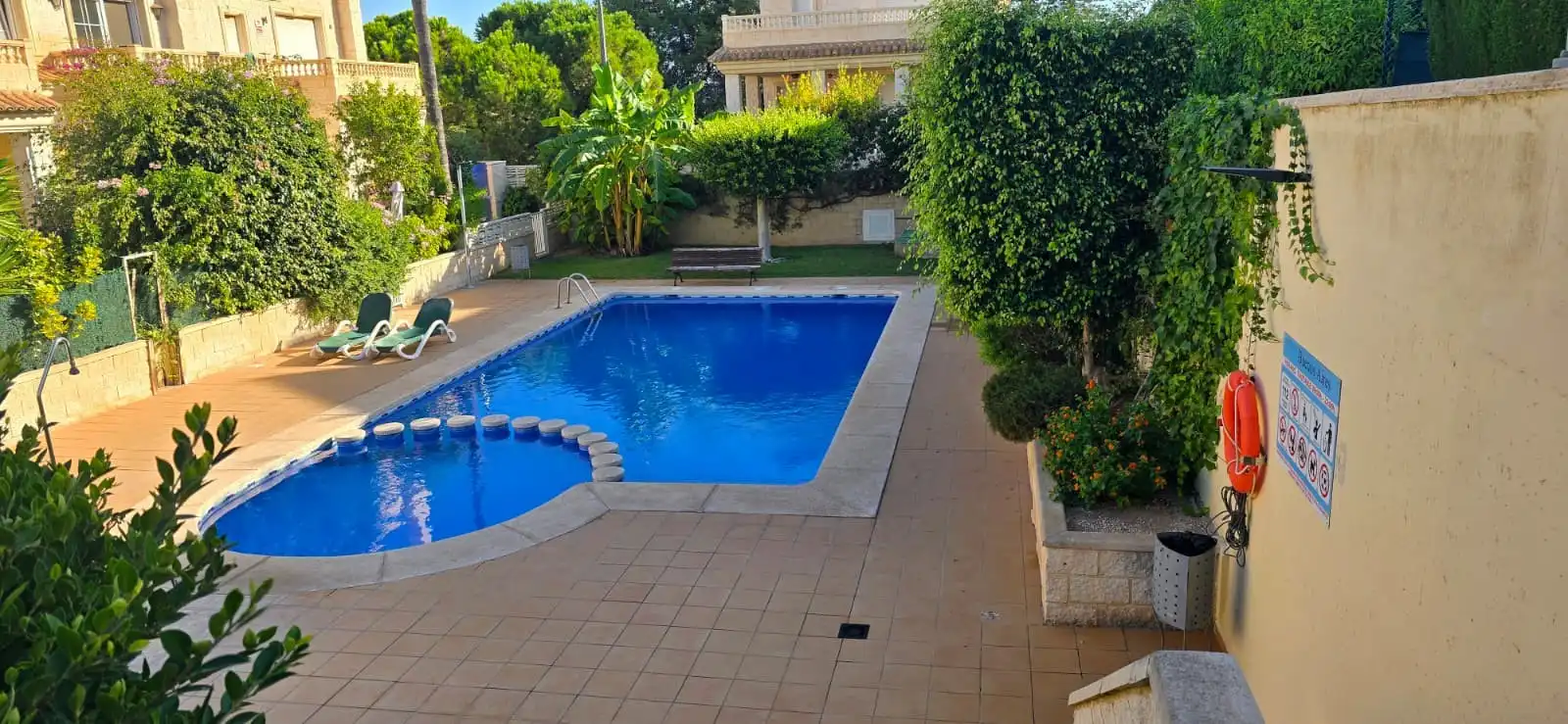 Swimming pool of Detached homes for sale in L'Alfàs del Pi  with Air Conditioner, Terrace and Swimming Pool
