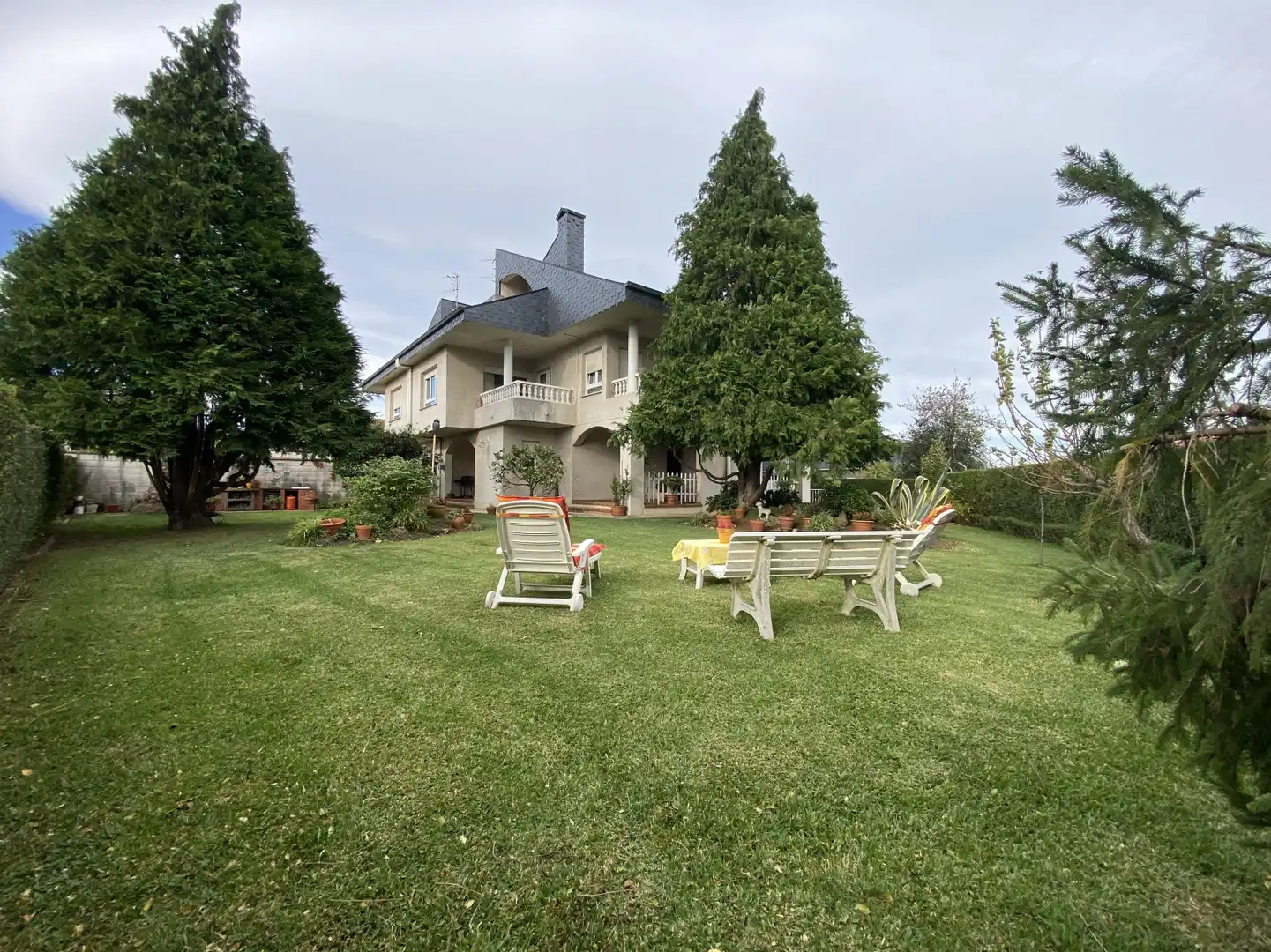 Garden of Detached homes for sale in Torrelavega   with Heating, Private garden and Parquet flooring