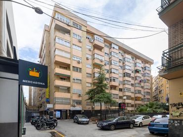Pis amb ascensor en venda a Beiro