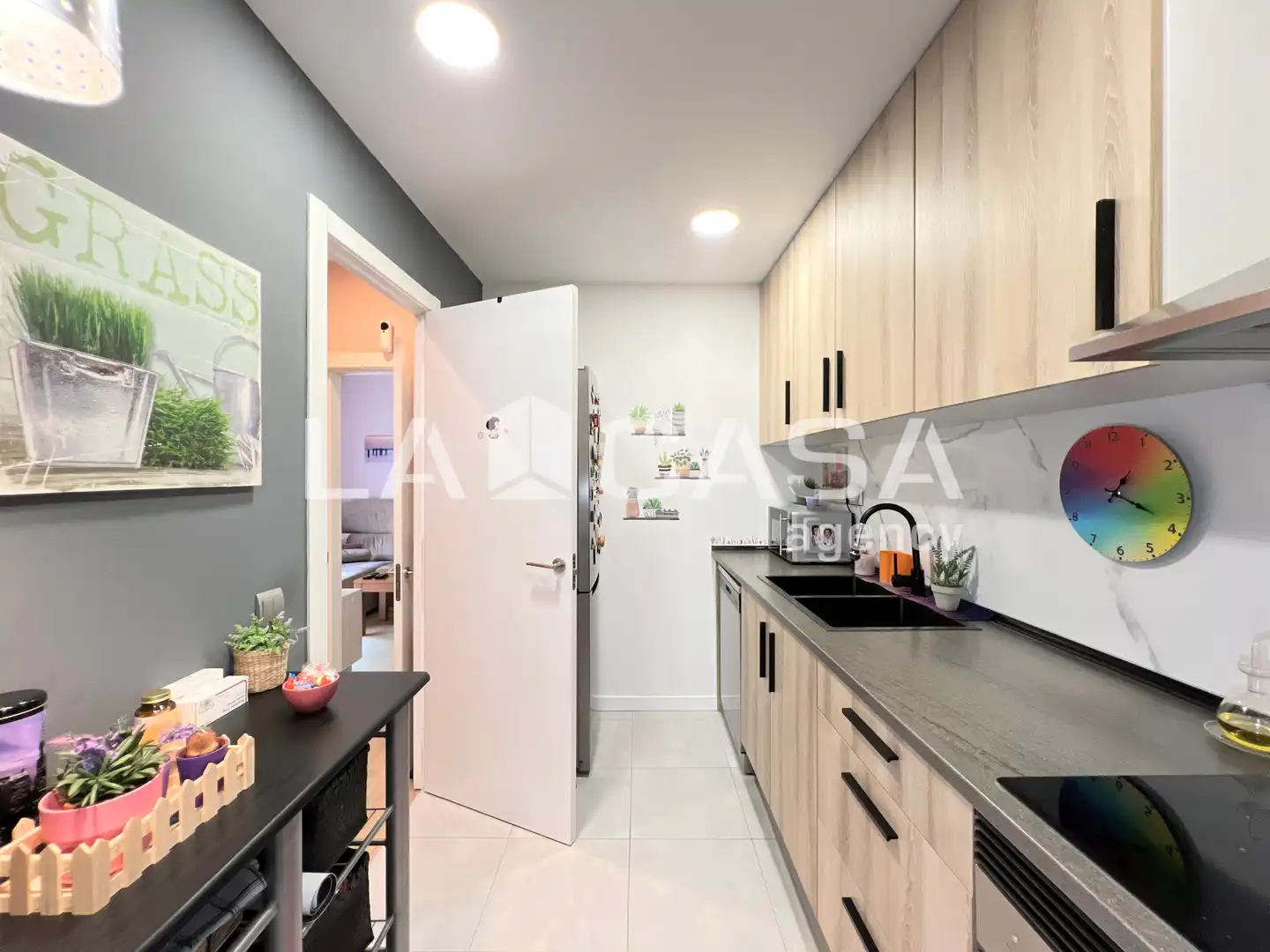 Küche von Wohnung zum Verkauf in Badalona mit Balkon