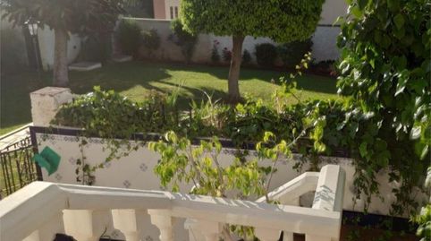 Foto 2 de Casa adosada en venta en Montemar, Torremolinos