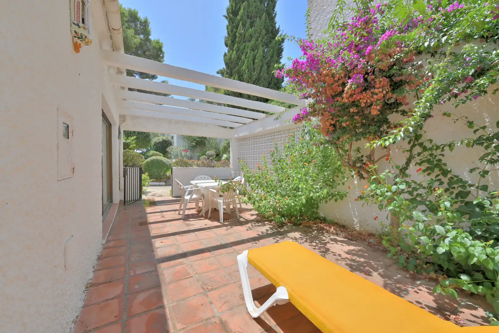 Terraced house with pool for sale in Calahonda, imagen 6