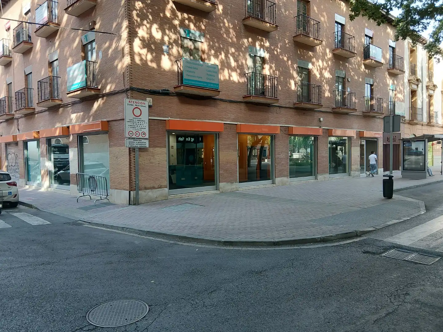 Geschaftsraum zur Miete in Alcalá de Henares mit Klimaanlage, Heizung und Internet