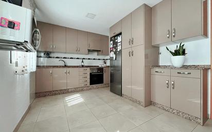 Kitchen of Flat for sale in Paterna  with Air Conditioner