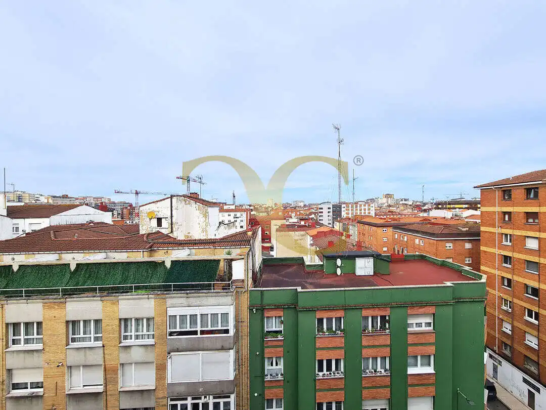 Vista exterior de Piso en venta en Gijón  con Calefacción