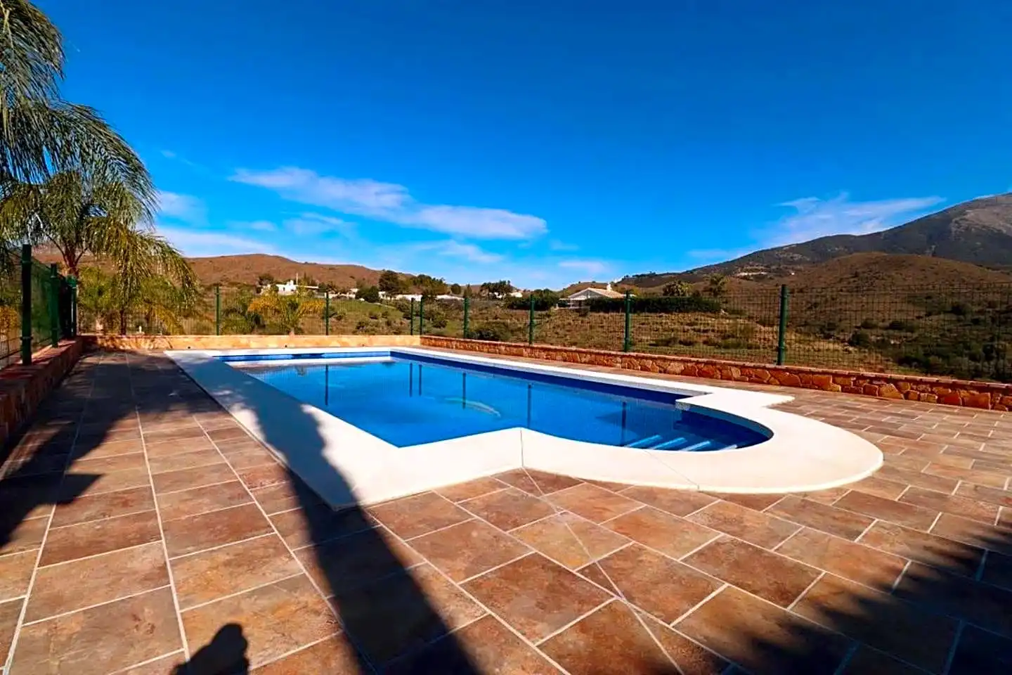 Piscina de Casa o chalet de alquiler en Mijas con Aire acondicionado, Jardín privado y Terraza