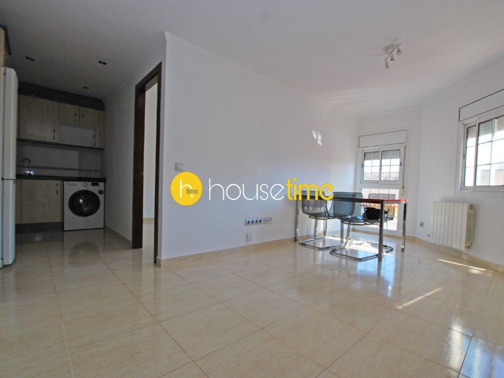 Living room of Flat for sale in Badalona