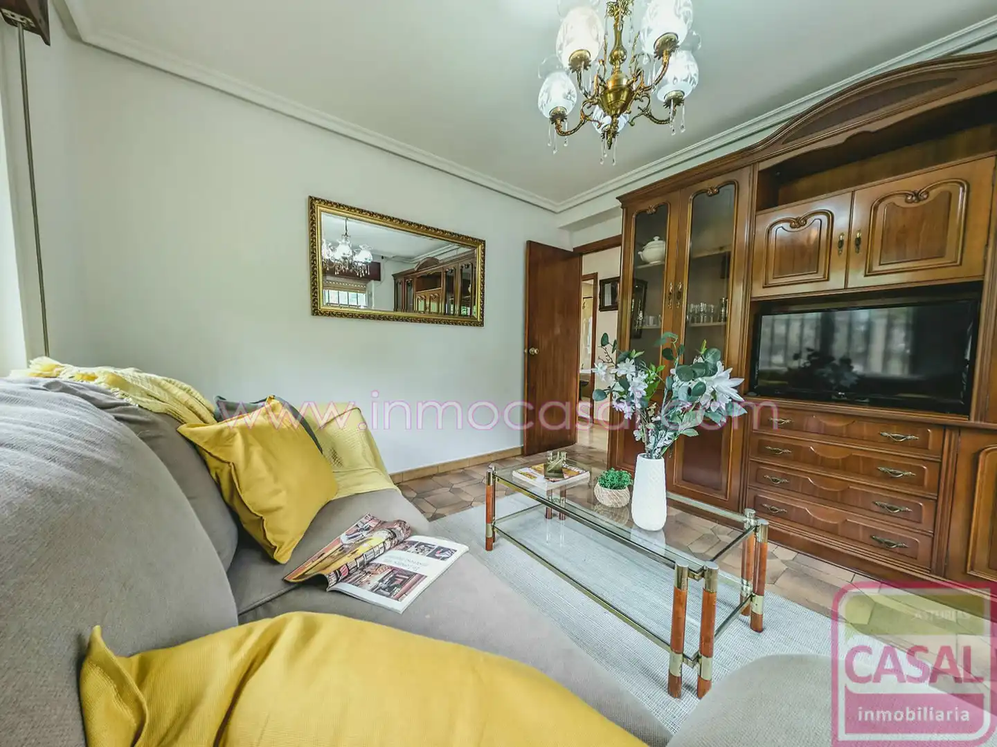 Sala de estar de Casa o chalet en venta en Morcín con Calefacción, Terraza y Trastero