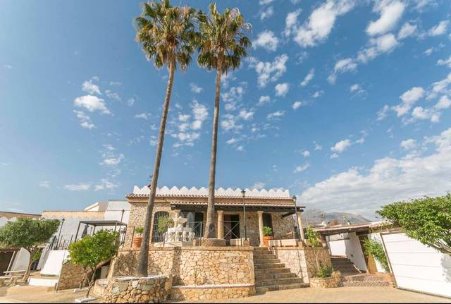 Casa-chalet en Venta en Avda Pescia - Ctra de Frigiliana