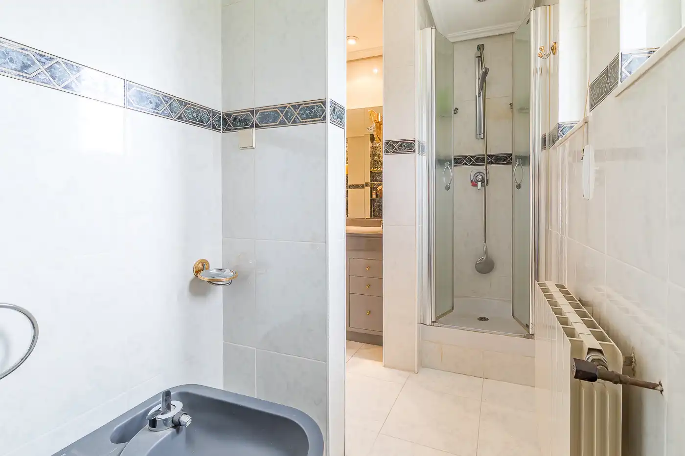 Bany de Casa o xalet en venda en Pozuelo de Alarcón amb Aire condicionat, Jardí privat i Parquet
